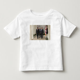 Präsident Barack Obama und ehemalige Präsidenten Kleinkind T-shirt