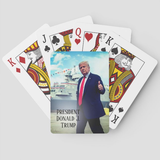Präsident Donald Trump stottert das Marineschiff Spielkarten (Rückseite)