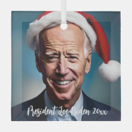 Präsident Joe Biden und Weihnachtsmannmütze Ornament Aus Glas