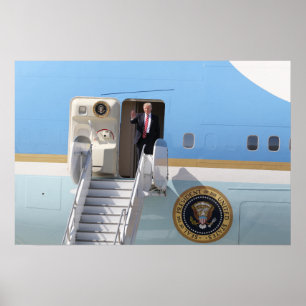 Präsident Trump entzieht Luftwaffe Eins Poster