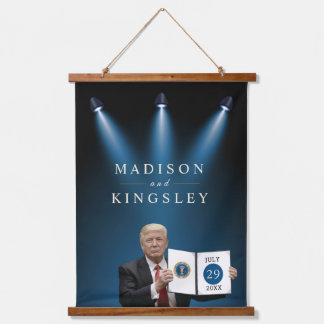 Präsident Trump 🇺 ✨ Patriotic Wedding Custom Wandteppich Mit Holzrahmen