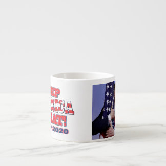 Präsident Trump rügt die amerikanische Flagge Espressotasse
