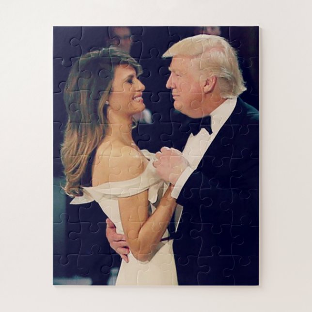 Präsident Trump und Melania tanzen (Vertikal)