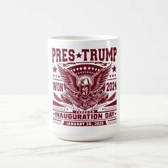 Präsident Trump Won 2024 Kaffeetasse (Mittel)
