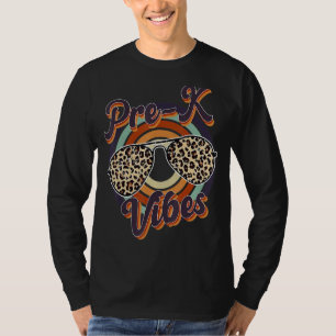 Pre K Vibes Zurück zur Schule Erster Tag 2 T-Shirt