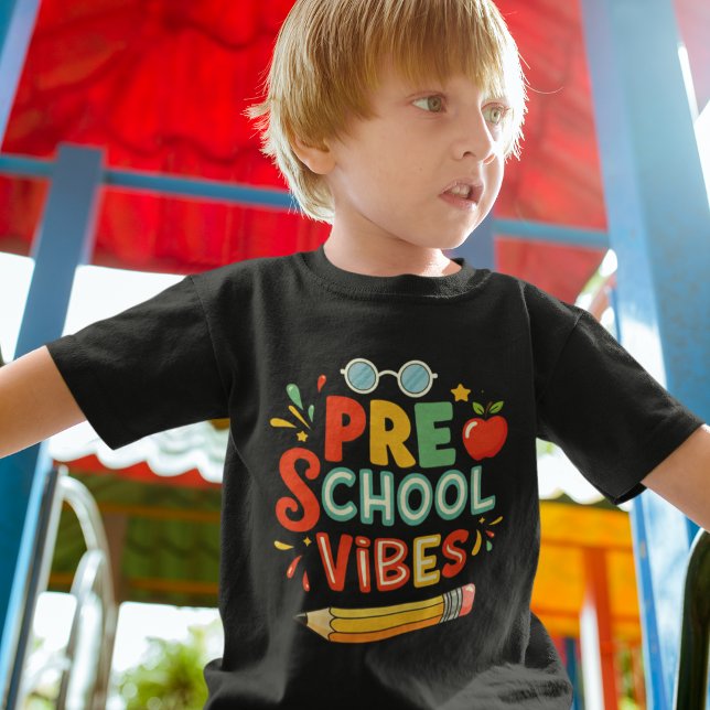 Pre-School Vibes – Fun & Cute Back-to-School T-Shirt (Von Creator hochgeladen)