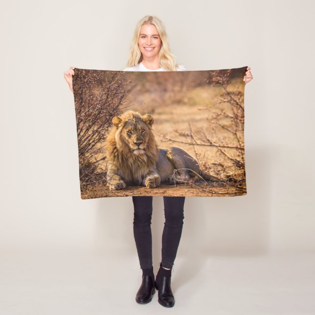 Predator Lion in Südafrika Fleecedecke (Beispiel)