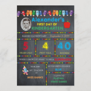 Premier GARÇON de carte photo de jardin d'enfants