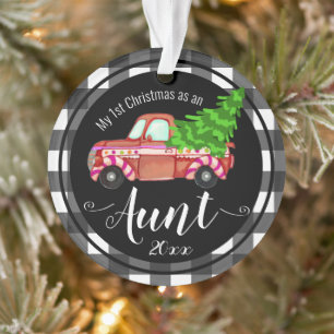 Premier Noël en tant que Camion rouge tante
