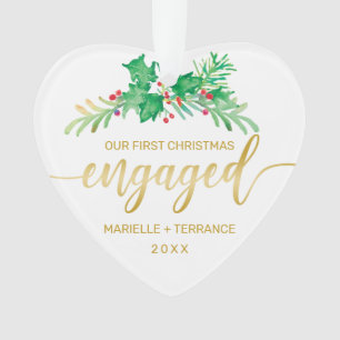 Premier Noël engagé Holly Gold Script photo