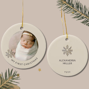 Premier ornement de Noël de la petite fille person
