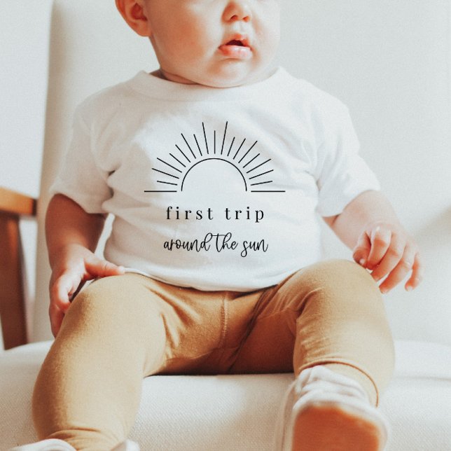 Premier Voyage Autour Du Tshirt Bébé Soleil (Créateur téléchargé)