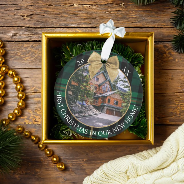 Premier XMax dans notre nouvelle maison Green Plai (First XMax In Our New Home Green Plaid 2 Photo Ornament)