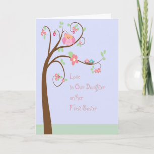 Première carte de Pâques de fille avec un arbre à