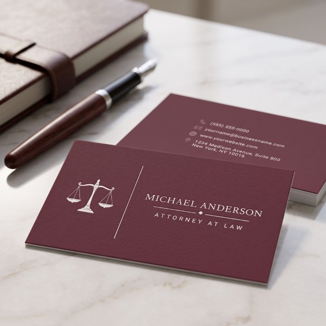 Premium-Anwaltvorlage Visitenkarte (Simulated business cards on table)