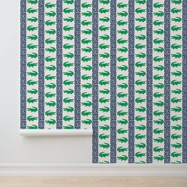 Preppy Alligator Greek Key Stripe - Navy & Green Tapete (Anwendung)