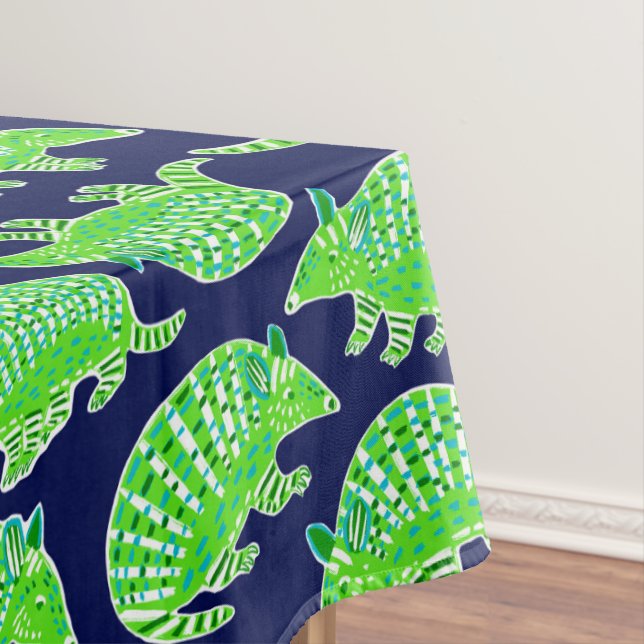 Preppy Armadillos Navy Blue Green  Tischdecke (Beispiel)