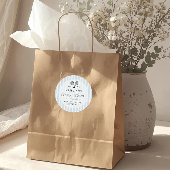 Preppy Blue Tennis Theme Chic Baby Shower Runder Aufkleber (elegant blue and white striped baby shower stickers with tennis motif for preppy theme events favors)