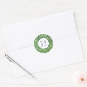 Preppy Boxwood Wreath Monogram Gastgeschenk Runder Aufkleber
