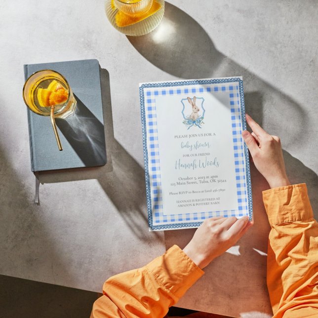 Preppy Gingham Bunny Baby Shower Einladung (Von Creator hochgeladen)