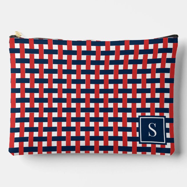 Preppy Korbgeflecht – Navy & rotes Monogramm Zubehörtasche (Vorderseite)