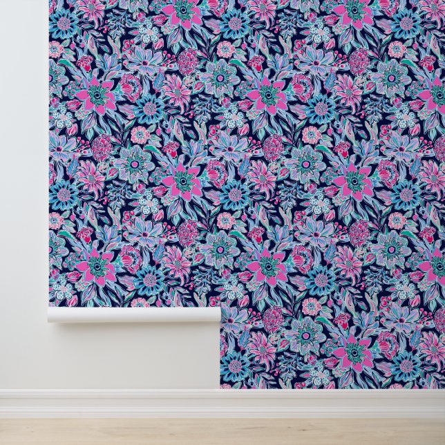 Preppy Palm Beach Blue & Pink Blume Tapete (Anwendung)