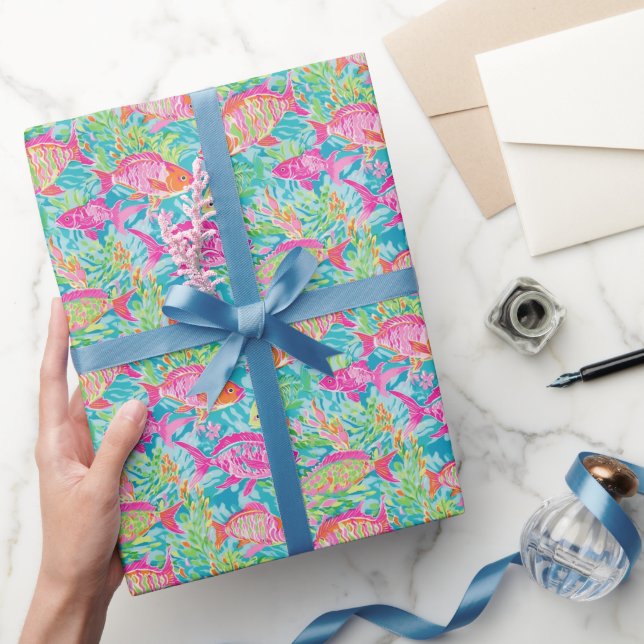 Preppy Palm Beach Tropical Fish Muster Geschenkpapier (Schenken)