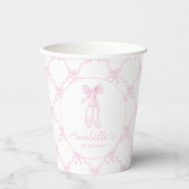 Preppy Pink Ballerina Slippers bearbeitbar Pappbecher (Vorderseite)