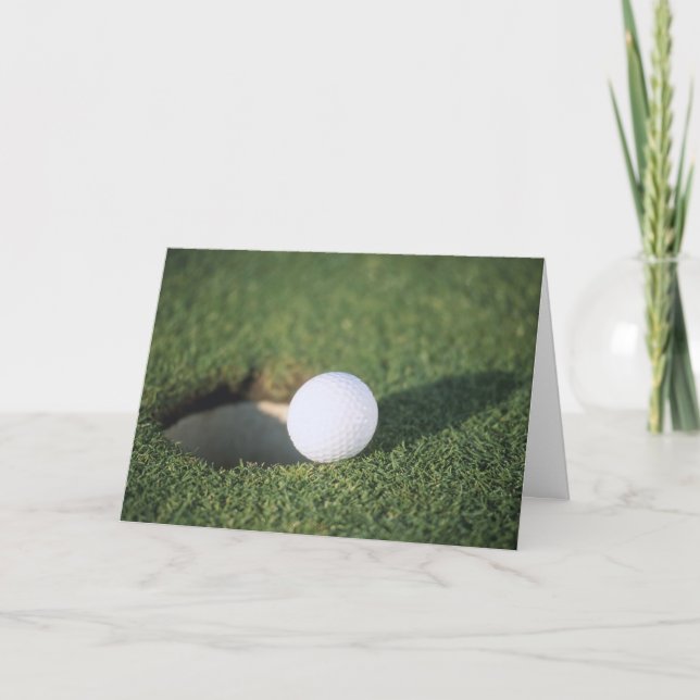Presque dans le ballon de golf sur la carte verte (Devant)