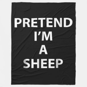Pretend im a sheep Halloween Funny Fleecedecke