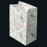Pretty Blush Pink Floral Wedding Mittlere Geschenktüte<br><div class="desc">Pretty Blush Pink Floral Wedding or any occasion</div>
