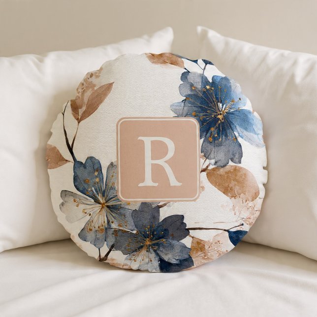 Pretty Flower Monogram Template Personalized Rundes Kissen (Pretty Flower Monogram Template Personalized Round Pillow by Ricaso. Monogrammed gift ideas)