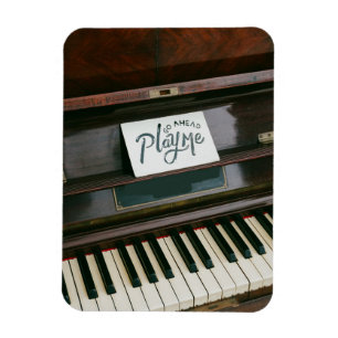 Pretty Piano Magnet