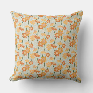 Pretty retro muted 1970s Flowers Kissen