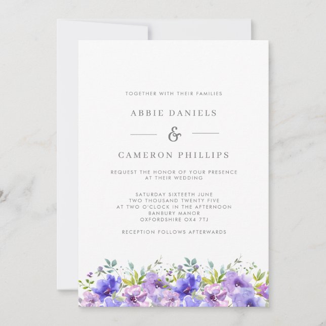Pretty Violet Floral Wreath Wedding Invitation Einladung (Vorderseite)