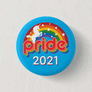 Pride 2021 LGTBQ+ mit Retro-Regenbogen und Einhorn Button