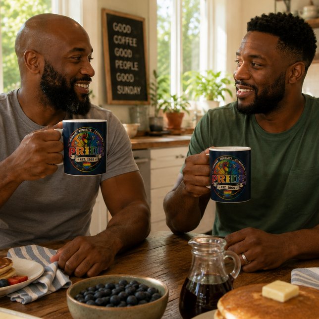 Pride Est. 1969 Kaffeetasse (Von Creator hochgeladen)