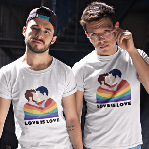 Pride LGBT Gay Liebe ist Liebe Männer vor Regenbog T-Shirt