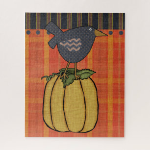 Prim Crow auf Pumpkin Herbst