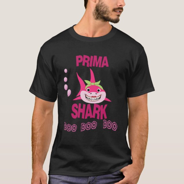 Prima Shark Cousin Playera para Prima en Espanol T-Shirt (Vorderseite)
