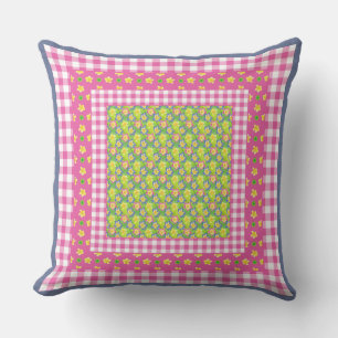 Primrosen im Landstil und Gingham Kissen