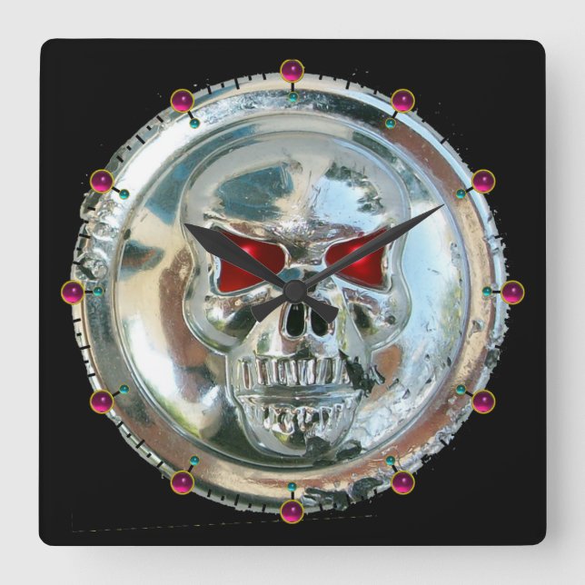 PRINTED CHROME SKULL Red Ruby Gems Quadratische Wanduhr (Vorderseite)