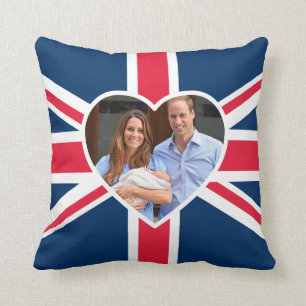 Prinz George - William u. Kate Kissen