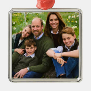 Prinz William und Familie Dez 2025 stilisiert Ornament Aus Metall
