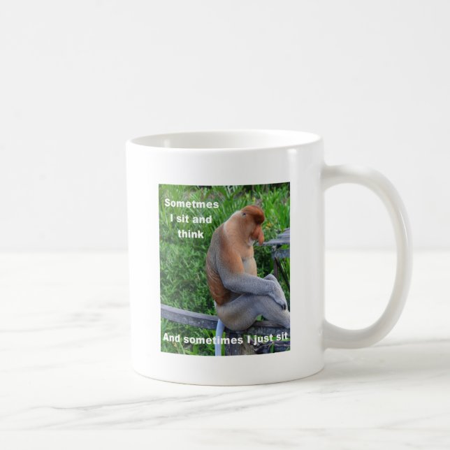 Proboscis-Affe - möglicherweise denkend Kaffeetasse (Rechts)