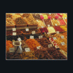 Produzent, Boqueria Markt, Barcelona, Spanien Postkarte<br><div class="desc">Farbenfrohe Produkte stehen im historischen Boqueria Markt von Barcelona, Spanien. An der Rambla ist dies ein beliebtes Touristenziel. Genießen Sie die Aromen der mediterranen Küche. Großartiges PostkartenSouvenir!</div>