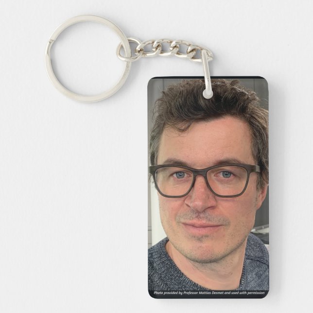 Prof. Desmet Foto Schlüsselanhänger von RoseWrites (Vorderseite)
