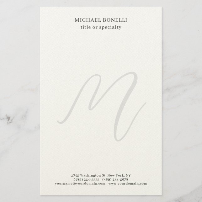 Professional Plain Modern Minimalist Monogrammed Briefpapier (Vorderseite)