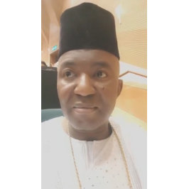 Professor Dr. Joseph Chikelue Obi: Prof. Dr. Obi: Tri-Blend Shirt