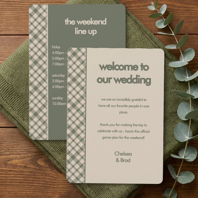 Programme du week-end de mariage à carreaux vert s (Program or Weekend Itinerary from the Sage Green Retro Plaid Wedding Collection by Darling & May)